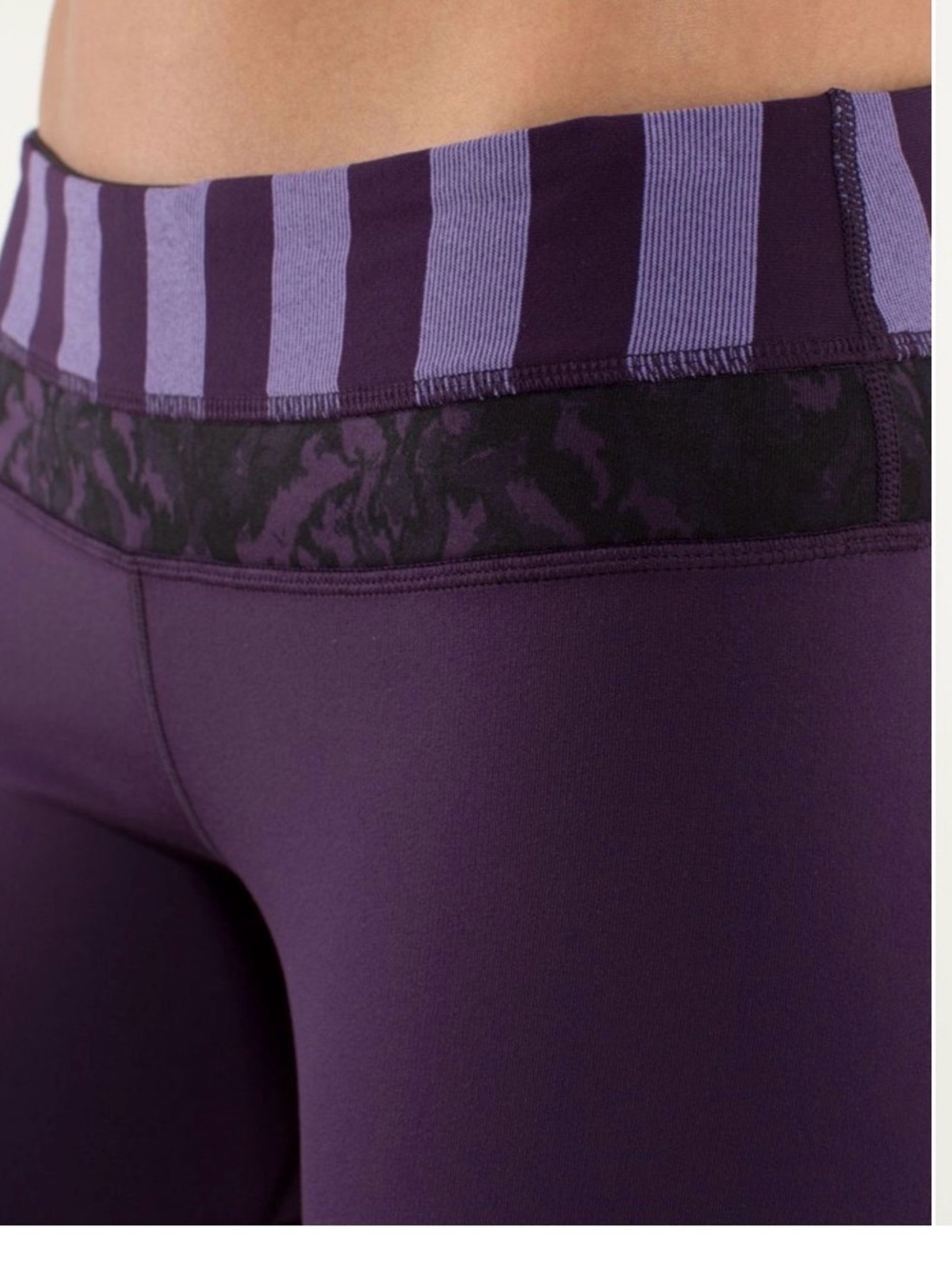 Lululemon Reverse Groove Shorts Deep Zinfandel Stripe Women’s Size 6 - Picture 5 of 10